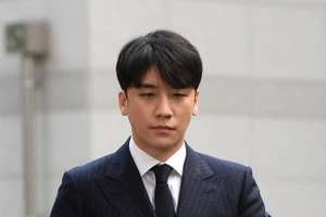  Seungri (BIGBANG) thừa nhận mọi tội danh, bị phạt 21,6 tỷ đồng