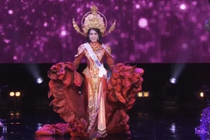 Hình ảnh mới nhất của Phương Anh trên sân khấu chung kết Miss International 2022