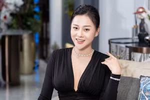 Phương Oanh đáp trả gắt tin đồn 'diễn để câu view' trong clip nấu ăn