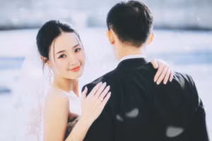 Midu tung trọn bộ ảnh cưới đẹp như cổ tích