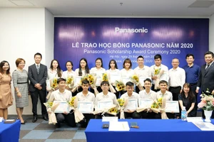 Lễ trao học bổng Panasonic 2020.