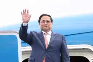 Thủ tướng Phạm Minh Chính lên đường dự WEF Đại Liên và làm việc tại Trung Quốc