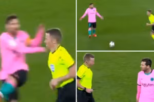 Messi chỉ phải nhận thẻ vàng sau tình huống đá bóng “đe doạ” trọng tài.