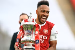 Thủ quân Aubameyang hưởng lương cao nhất Arsenal