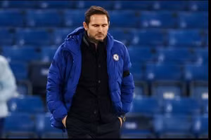 Frank Lampard đang cùng Chelsea có khởi đầu kém cỏi nhất Ngoại hạng Anh kể từ khi tỷ phú Nga nắm quyền 17 năm trước.