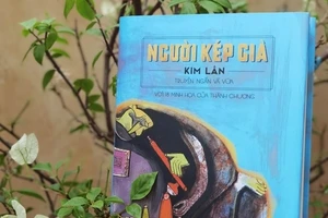 Đấu giá bộ tranh của họa sĩ Thành Chương minh họa tác phẩm "Người kép già"