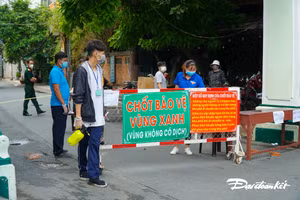 Bảo vệ "vùng xanh" chống dịch Covid-19, nghĩ về giáo dục, y tế