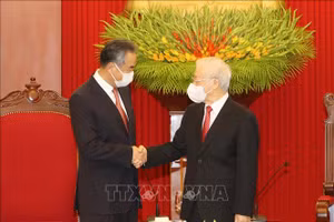 Tổng Bí thư Nguyễn Phú Trọng tiếp đồng chí Vương Nghị, Ủy viên Quốc vụ, Bộ trưởng Ngoại giao Trung Quốc. Ảnh: Trí Dũng/TTXVN