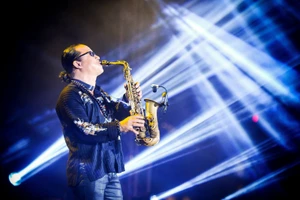 Sức khỏe nghệ sĩ saxophone Trần Mạnh Tuấn ra sao sau gần 4 tháng đột quỵ?