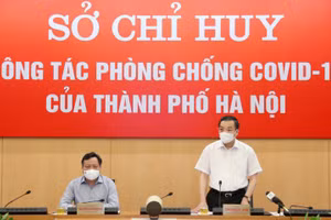Hà Nội: Tiếp tục tăng cường các biện pháp cấp bách để khắc chế dịch bệnh