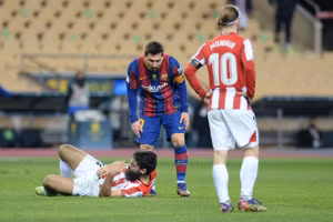 Messi chắc chắn vắng mặt trong trận Barca đối đầu Cornella ở Copa del Rey vào ngày 22/1. Ảnh: Getty.