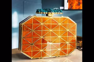 Độc lạ: Túi xách sang trọng làm từ... vỏ cam