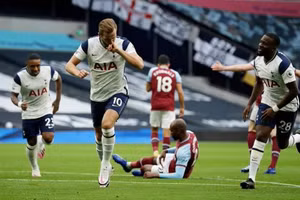 Vòng 11 Ngoại hạng Anh: Mourinho thăng hoa, Man Utd, Man City tiến gần top 4?