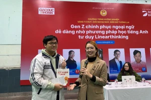 Học sinh THPT Lý Thái Tổ sôi động tìm hiểu phương pháp học tiếng Anh tư duy