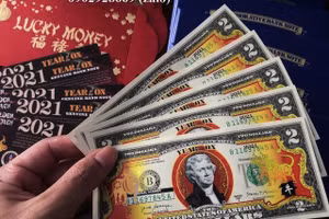 Tờ 2 USD in hình con trâu được quảng cáo do Bộ Tài chính Mỹ sản xuất.