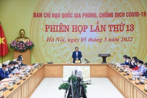 Thủ tướng Chính phủ Phạm Minh Chính, Trưởng Ban Chỉ đạo quốc gia phòng, chống dịch Covid-19 chủ trì phiên họp lần thứ 13 của Ban Chỉ đạo - Ảnh: VGP/Nhật Bắc