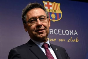 Chủ tịch Barcelona - Josep Maria Bartomeu từ chức.