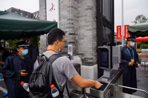 Các trường ĐH Trung Quốc làm thế nào mở cửa an toàn sau dịch COVID-19?