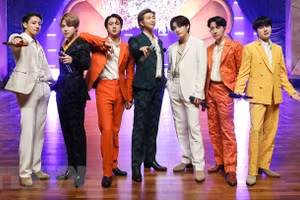 BTS được hoãn nhập ngũ trở thành vấn đề gây tranh cãi 