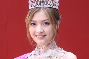Á hậu khóc nức nở khi bị yêu cầu tước danh hiệu sau 3 ngày đăng quang