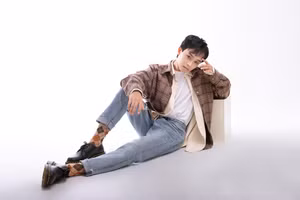 Tung loạt ảnh cực chất, công ty quản lý mới tiết lộ cuộc sống của Hồ Văn Cường 