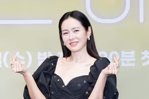 Son Ye Jin xuất hiện sau tuyên bố sẽ kết hôn với Hyun Bin