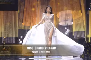 Màn trình diễn trang phục dạ hội của Á hậu Ngọc Thảo nhận "mưa lời khen"