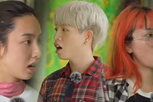 Biểu cảm khó đỡ của Thùy Tiên, Đức Phúc khi làm nông dân