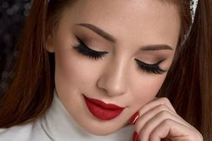 make up độc đáo để trở nên xinh đẹp