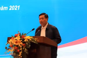 Thứ trưởng Bộ Y tế Đỗ Xuân Tuyên.