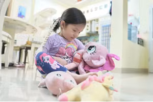 Trẻ có thể tham gia các hoạt động khác thay vì chơi điện tử. 