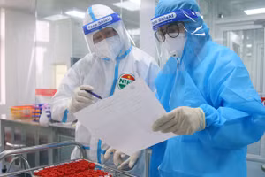 Không chỉ định xét nghiệm đối với những người dân thực hiện đi lại.