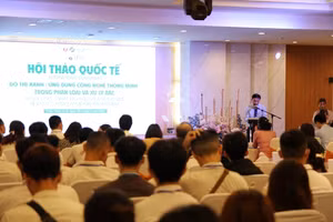Hội thảo quốc tế “Đô thị xanh: Ứng dụng công nghệ thông minh trong phân loại và xử lý rác” tại TP Huế. (Ảnh: Đại Dương)