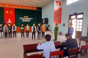 Công an làm rõ hành vi của 2 nhóm thanh niên đánh nhau bằng hung khí táo tợn tại Thừa Thiên Huế. (Ảnh: CACC)