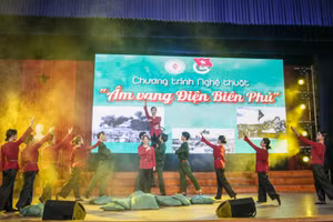 Chương trình nghệ thuật "Âm vang Điện Biên Phủ".
