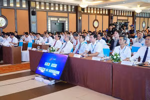 Các đại biểu tham dự Tuần lễ Chuyển đổi số - Huế 2022.