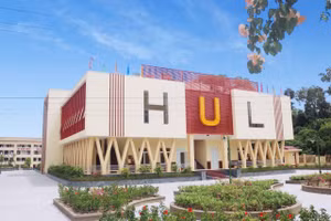 Trường Đại học Luật, Đại học Huế - địa chỉ uy tín đào tạo các cử nhân, thạc sĩ, tiến sĩ luật khu vực miền Trung & Tây Nguyên nhiều năm qua. 