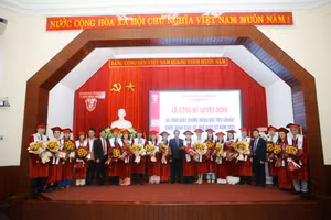 Đội ngũ nhân lực chất lượng cao tại ĐH Huế giai đoạn hiện tại, một trong những tiền đề hội đủ lên ĐH Quốc gia. (Ảnh: A.H)