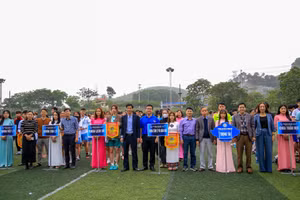 Hơn 350 sinh viên tham gia giải bóng đá truyền thống Trường ĐH Sư phạm, ĐH Huế.