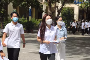 Thí sinh Đà Nẵng phấn khởi hoàn thành bài thi cuối cùng của kỳ thi tốt nghiệp THPT 2022