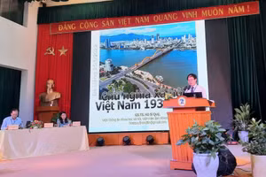 Báo cáo tham luận tại phiên toàn thể của Hội thảo quốc gia “Xây dựng chủ nghĩa xã hội ở Việt Nam: Lý luận và thực tiễn”