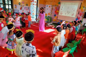 Mầm non Si Pa Phìn - Ngôi trường hạnh phúc trên cao nguyên “18 quả đồi bát úp”. Ảnh: NVCC