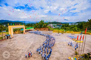 Trường học hạnh phúc - nơi thầy, cô là những "người bạn lớn" ở Điện Biên. Ảnh: NTCC.