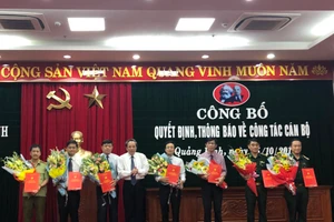 Tỉnh uỷ Quảng Bình công bố các quyết định điều động và bổ nhiệm cán bộ ngày 15/10.