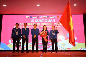 Lễ xuất quân Đoàn thể thao học sinh Việt Nam tham dự Đại hội Thể thao học sinh Đông Nam Á lần thứ 13. 