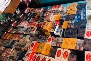 Số lượng thuốc lá nhập lậu bị công an phát hiện. Ảnh: Công an cung cấp.