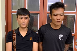 Hai đối tượng bị bắt giữ tại cơ quan Công an