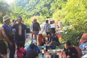 Thi thể các nạn nhân được bàn giao cho gia đình để tổ chức mai táng