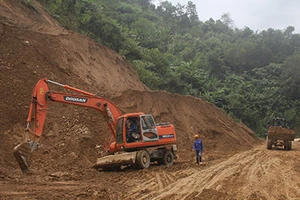 Các nhà thầu phải bố trí người, phương tiện xử lý điểm xung yếu trước khi diễn ra kỳ thi