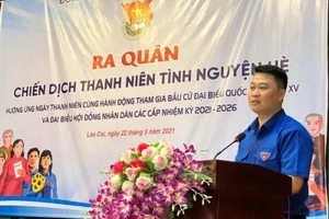 Anh Hà Đức Minh - Bí thư tỉnh Đoàn Lào Cai phát biểu tại Lễ ra quân (Ảnh: Tỉnh đoàn Lào Cai).